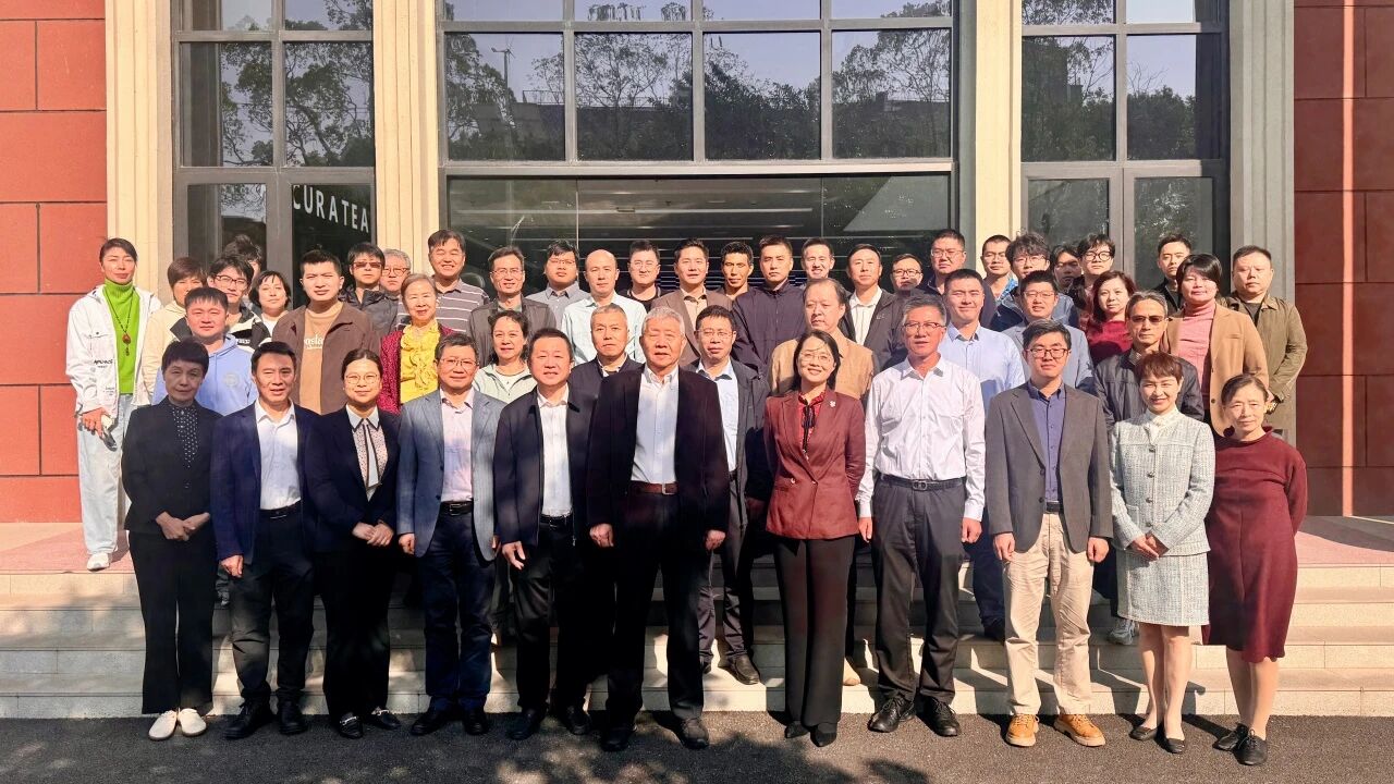 a801e8f37e1ef1545d7c07bdc7a67cda a801e8f37e1ef1545d7c07bdc7a67cda